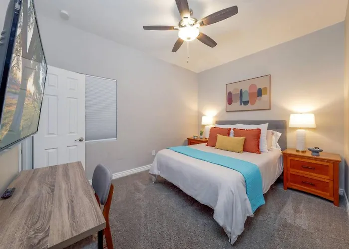 Heated Pool And Hot Tub, 4 Bedroom 3 Ba, *