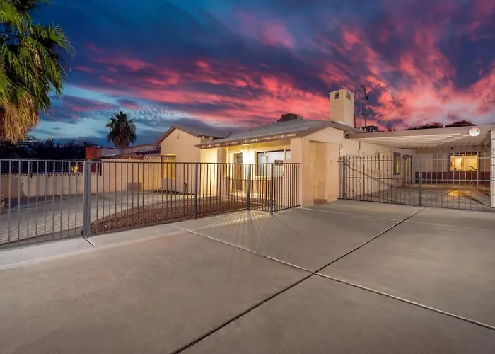 Heated Pool And Hot Tub, 4 Bedroom 3 Ba,