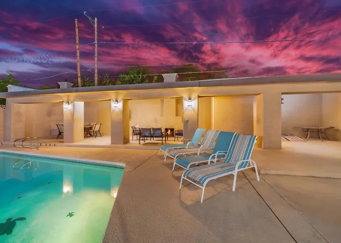 Heated Pool And Hot Tub, 4 Bedroom 3 Ba,