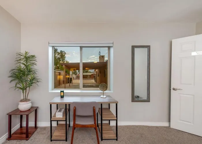 Heated Pool And Hot Tub, 4 Bedroom 3 Ba, Tucson